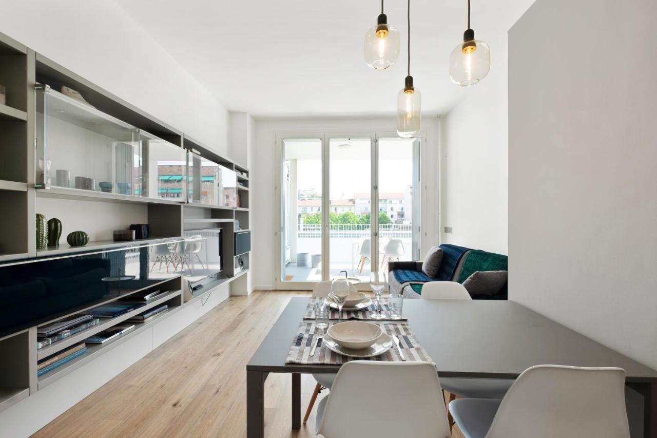 Altido Spacious Apt For 4 With Balcony In Porta Romana Milaan Buitenkant foto